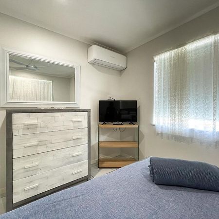 Beach House On Burrum- Close To Beach- 3Br- Wifi-Foxtel Woodgate Ngoại thất bức ảnh
