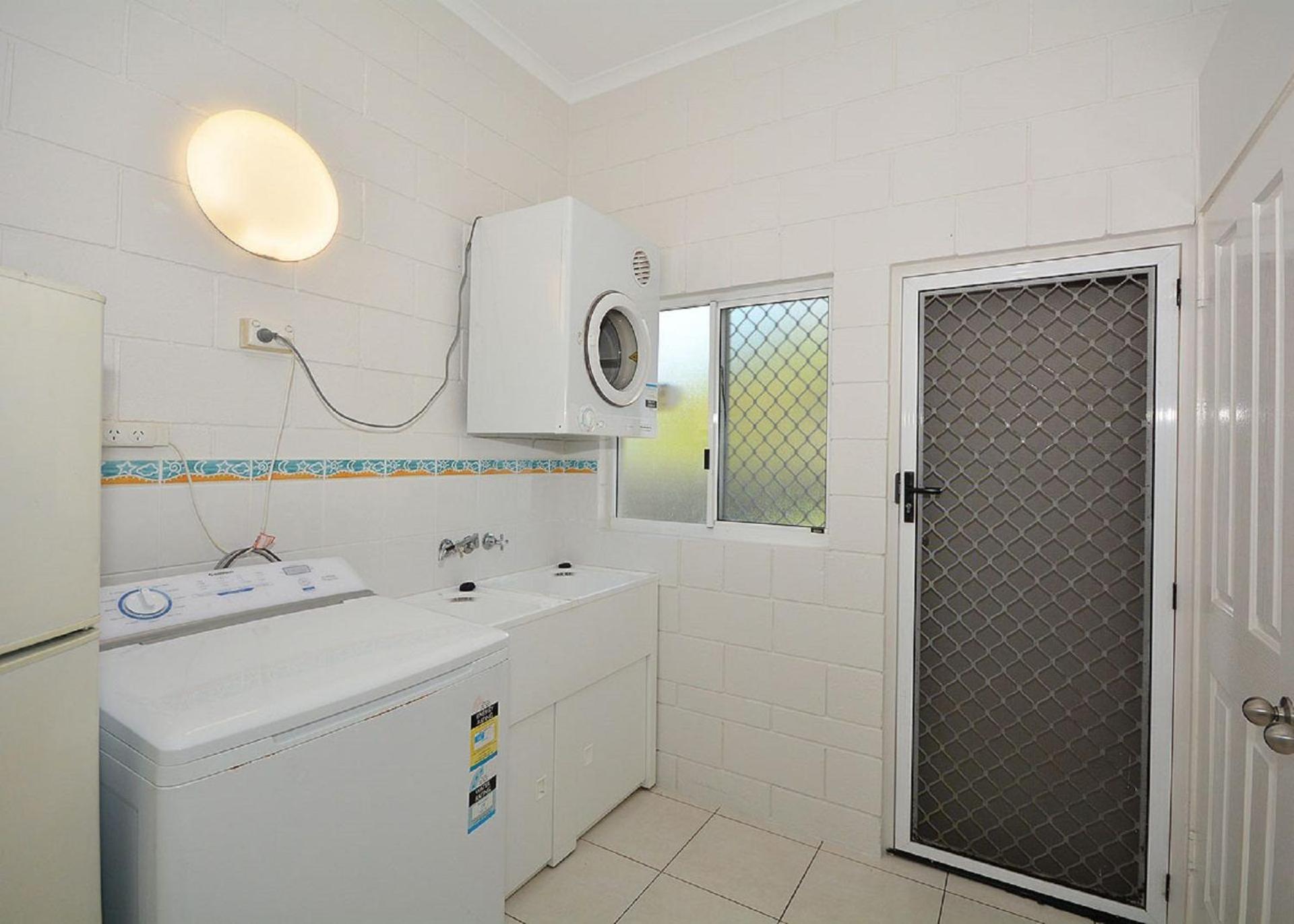 Beach House On Burrum- Close To Beach- 3Br- Wifi-Foxtel Woodgate Ngoại thất bức ảnh